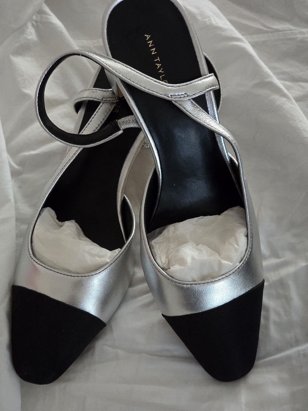 Ann Taylor Silver and Black Cap Toe Slingback With Block Heels 7.5 Never Worn